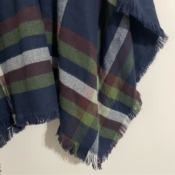 Bp. Women's Cozy Blanket Wrap Shawl Cape Open Front Poncho Tartan - Picture 2 of 9